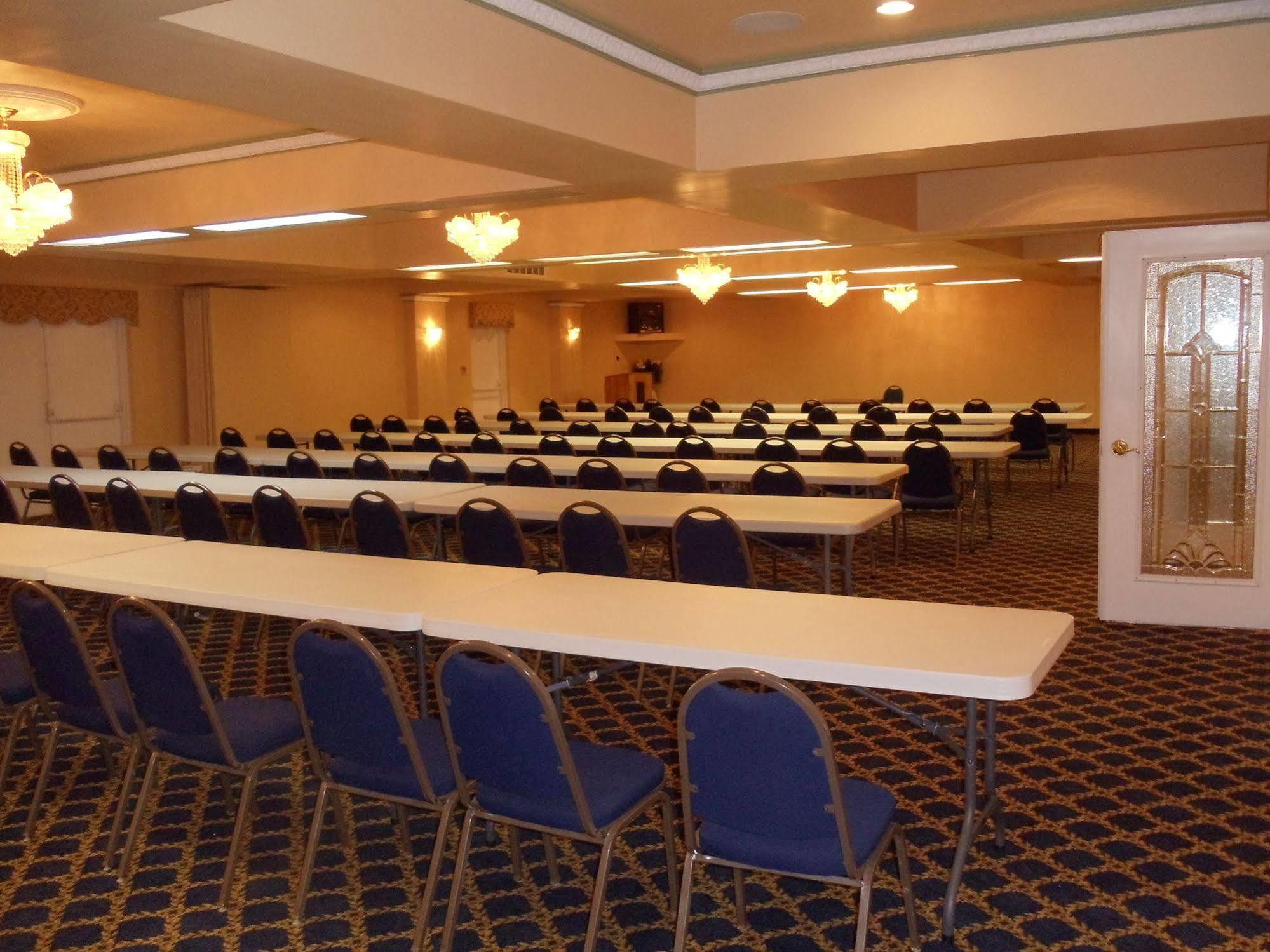 Hotel M Morgantown - Wvu Area エクステリア 写真